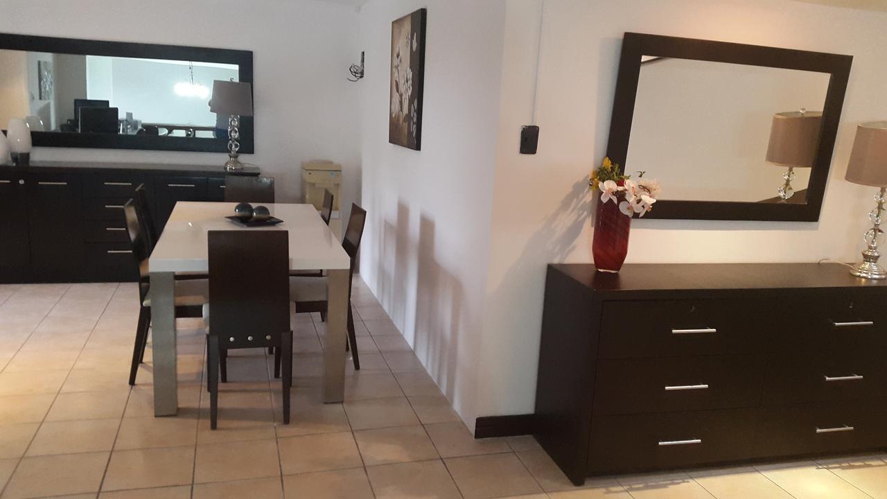 Hotel Dream House Escazu サンホセ エクステリア 写真