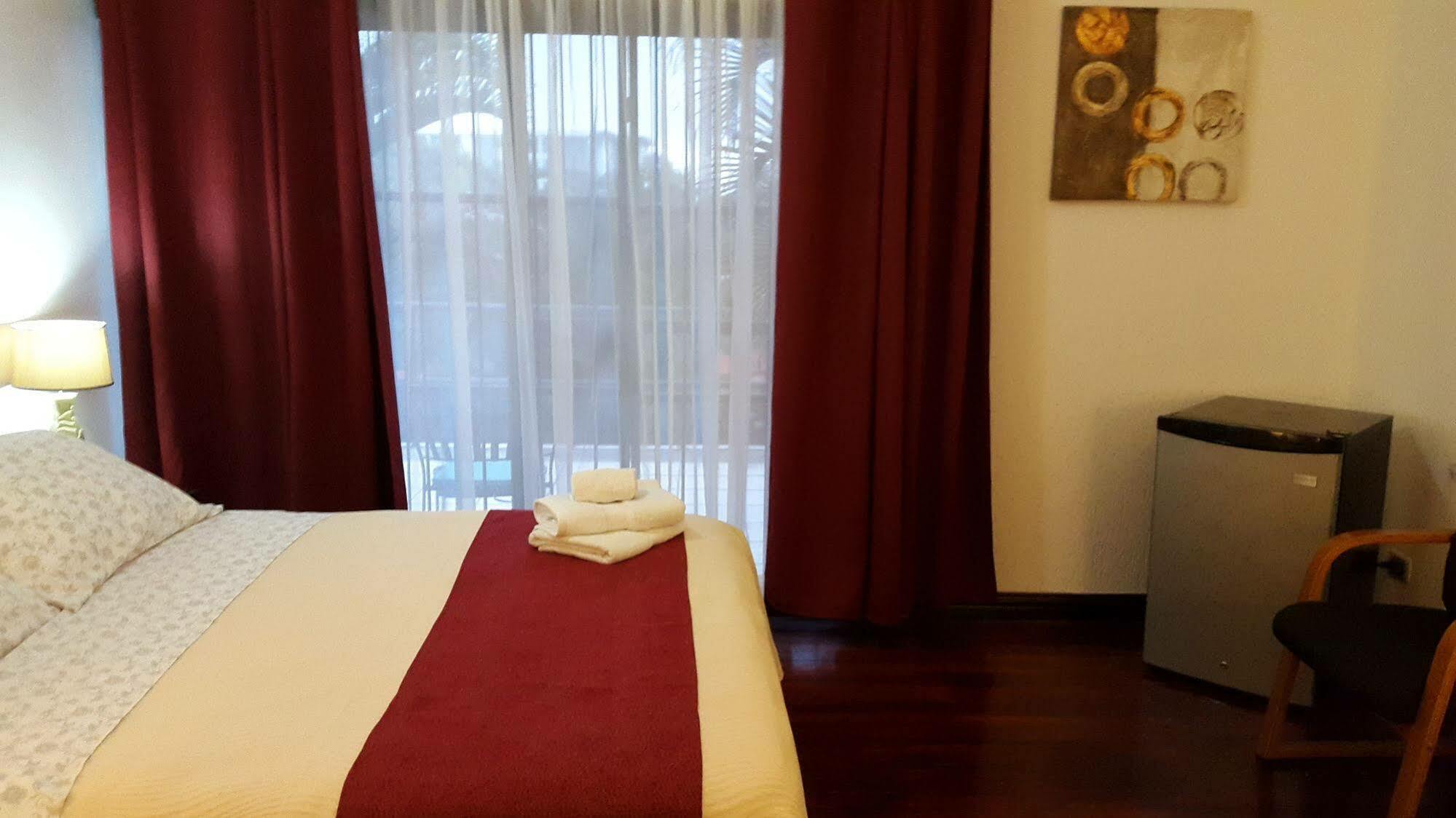 Hotel Dream House Escazu サンホセ エクステリア 写真