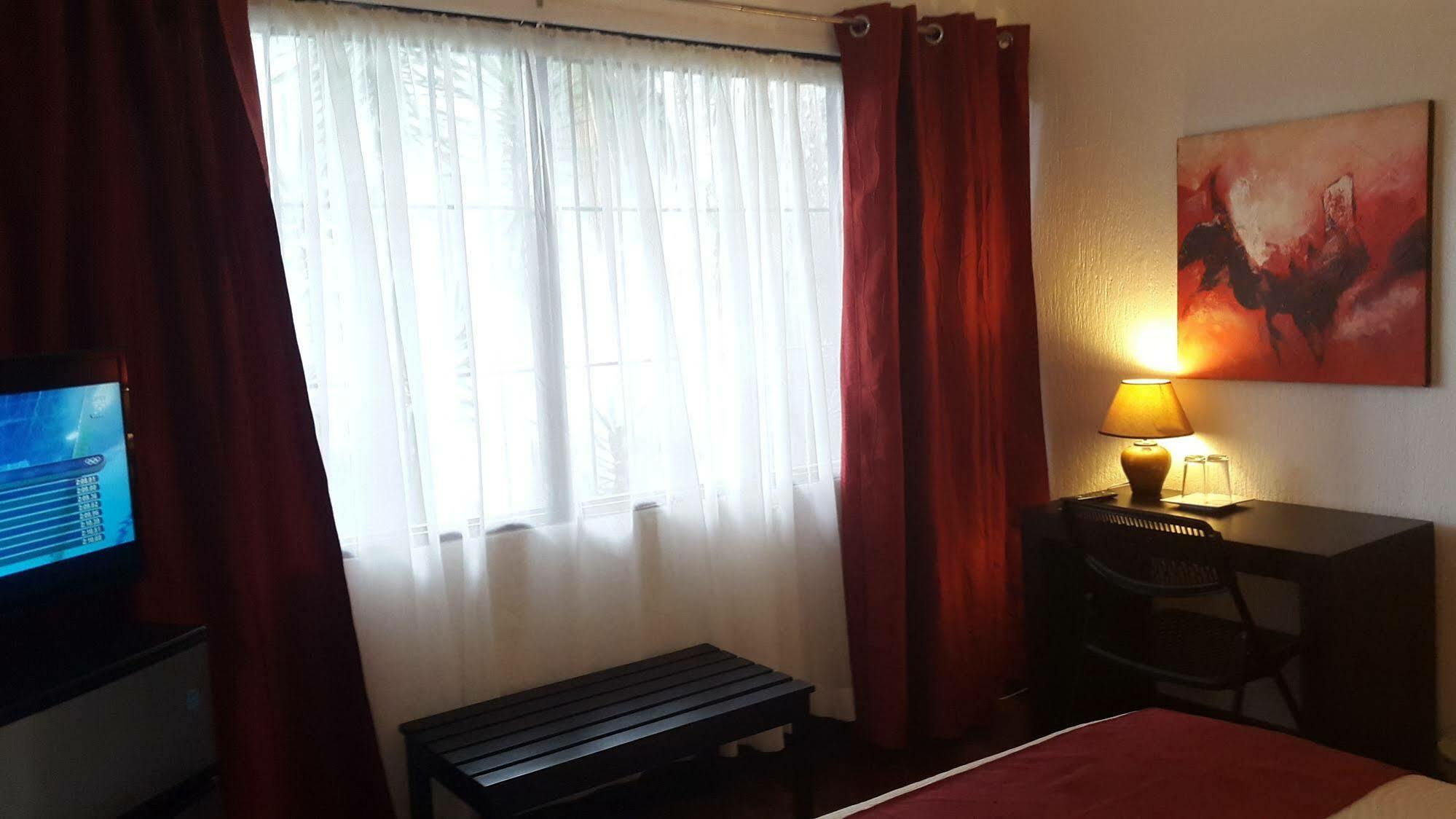 Hotel Dream House Escazu サンホセ エクステリア 写真